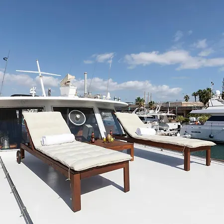 船上ホテル C120 - Charming Boat In Port Forum バルセロナ
